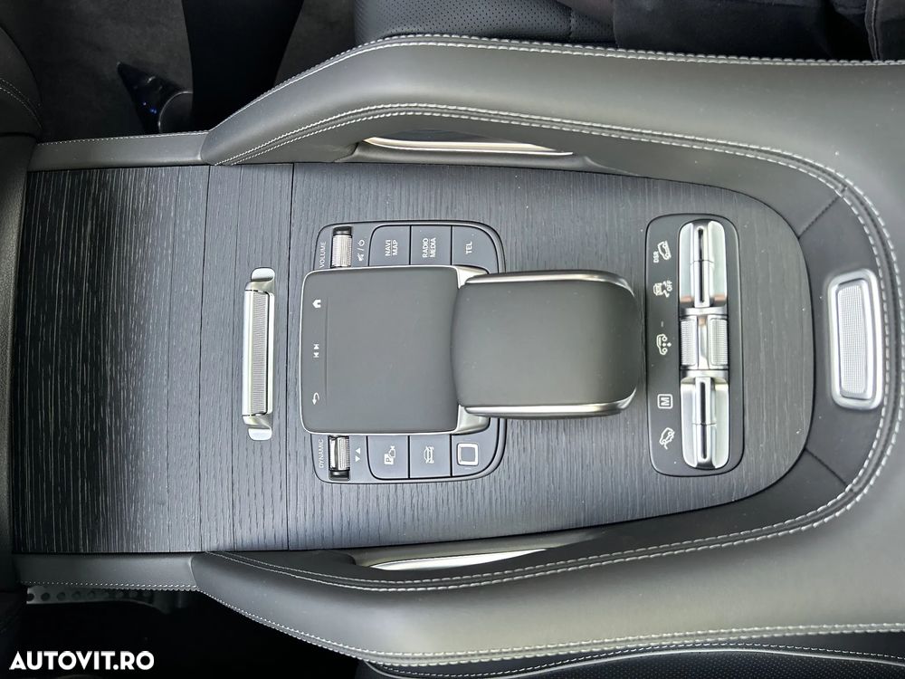 Mercedes-Benz GLS - 25