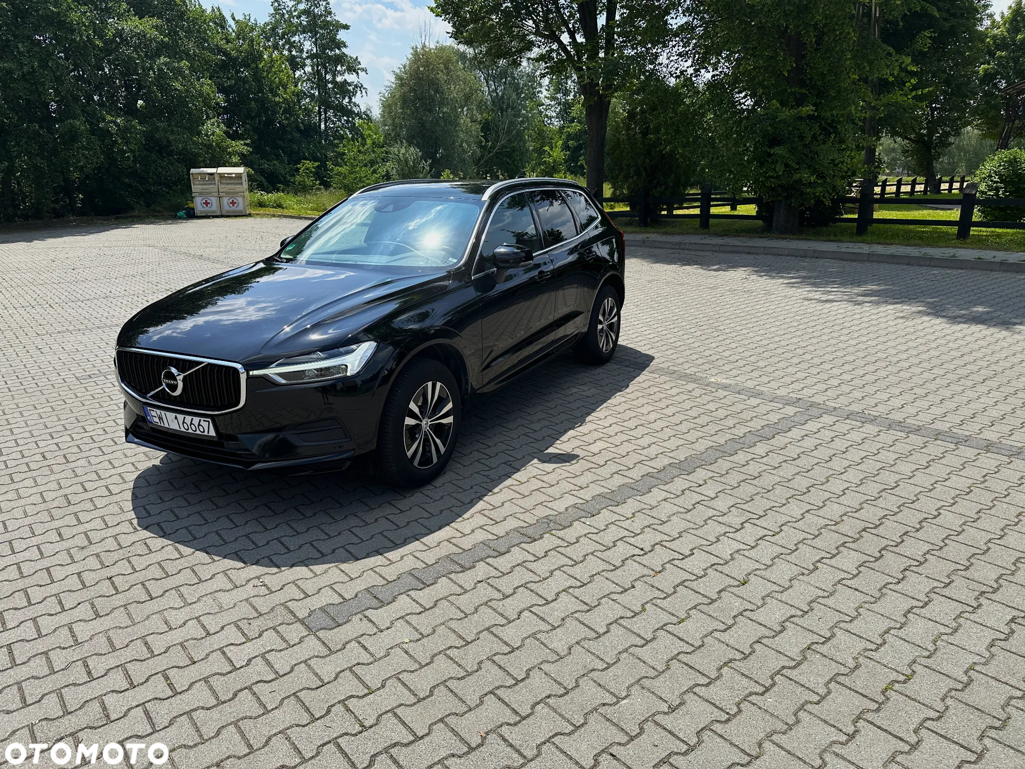 Volvo XC 60 D4 Momentum Pro - 2