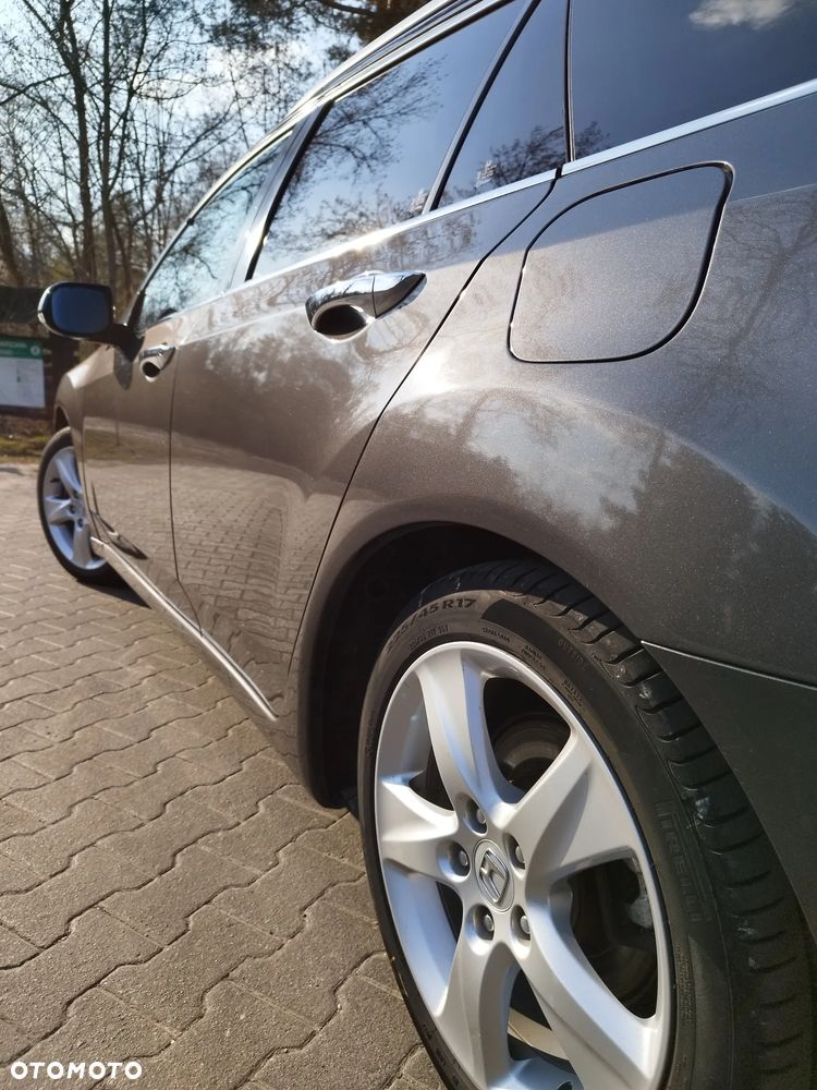 Honda Accord 2.0 Executive Nav - 7