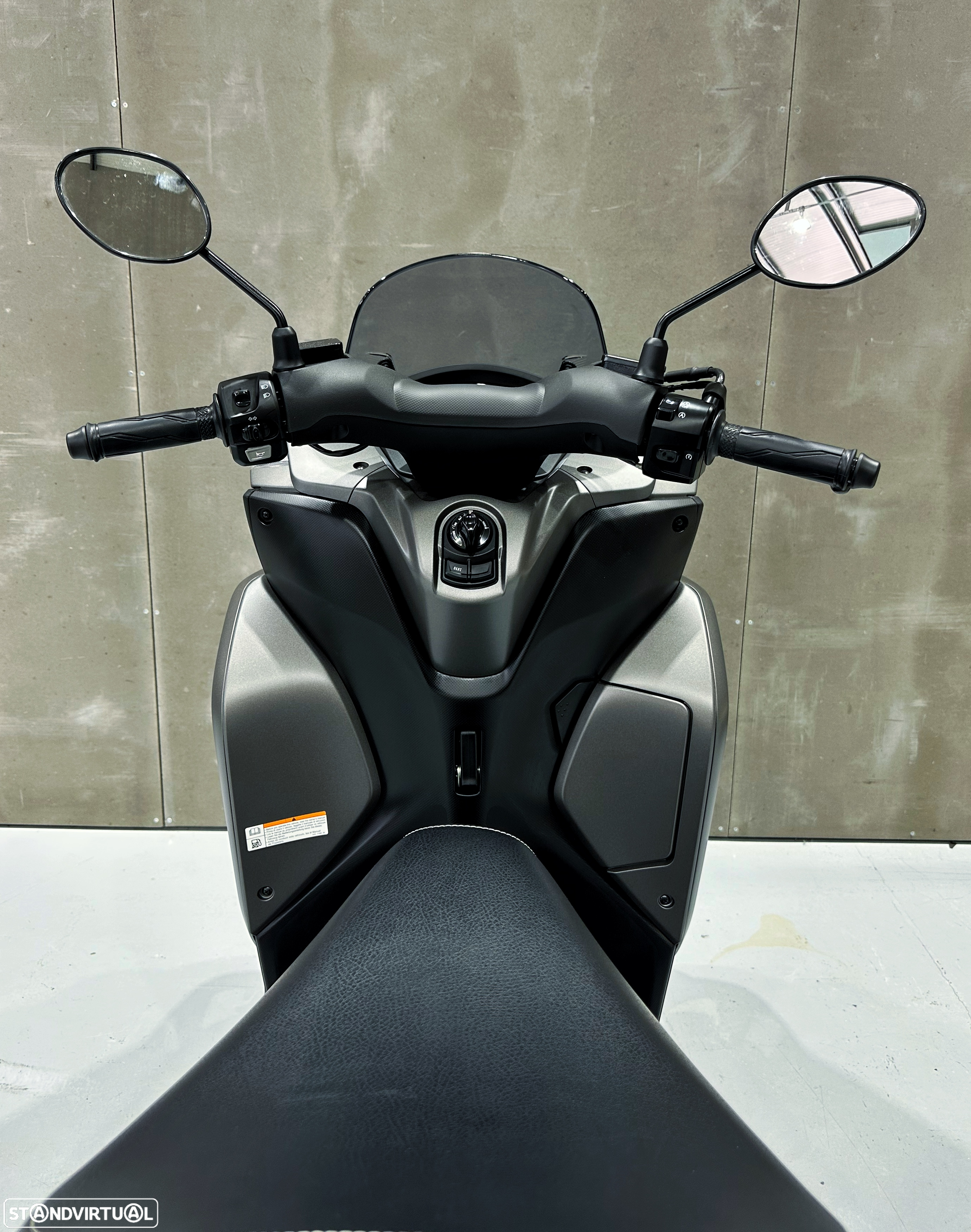 Yamaha Tricity 125 - 12