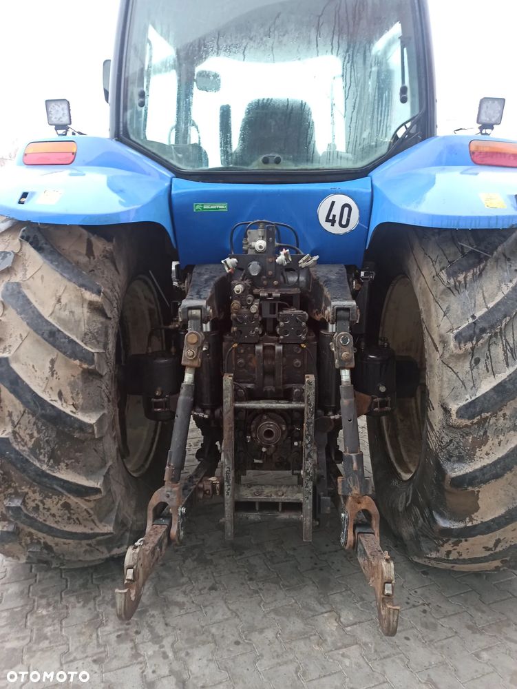 New Holland TG230 - 4