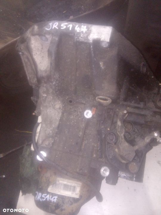 Dacia logan 1,5dci skrzynia biegow JR5147 - 1
