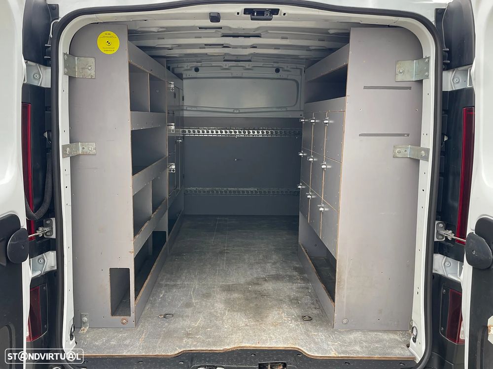 Renault Trafic 2.0 dCi IVA Dedutível - 25