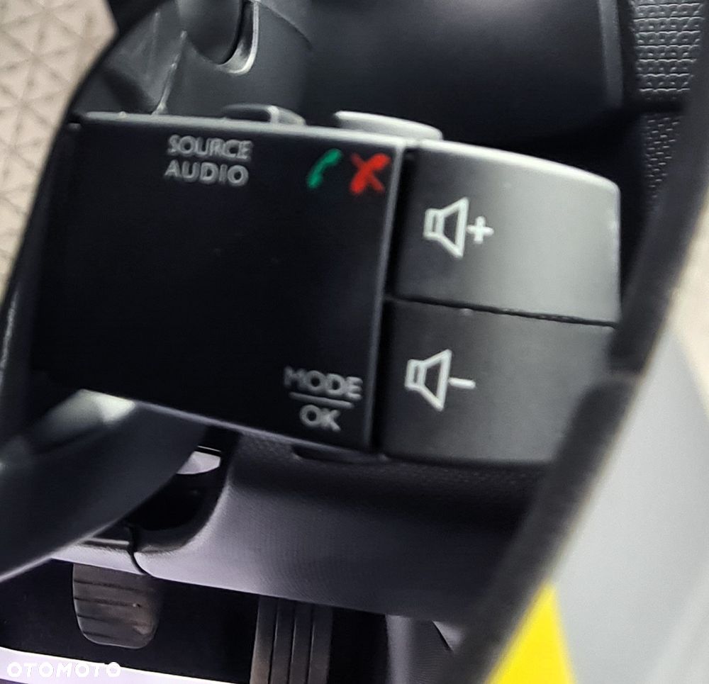 Renault Clio ENERGY TCe 90 Start & Stop LIMITED - 38