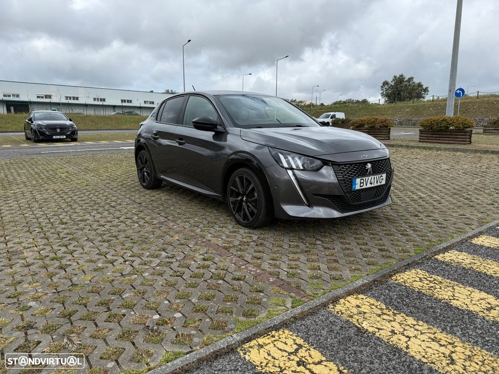 Peugeot 208 PureTech 100 EAT8 GT - 1