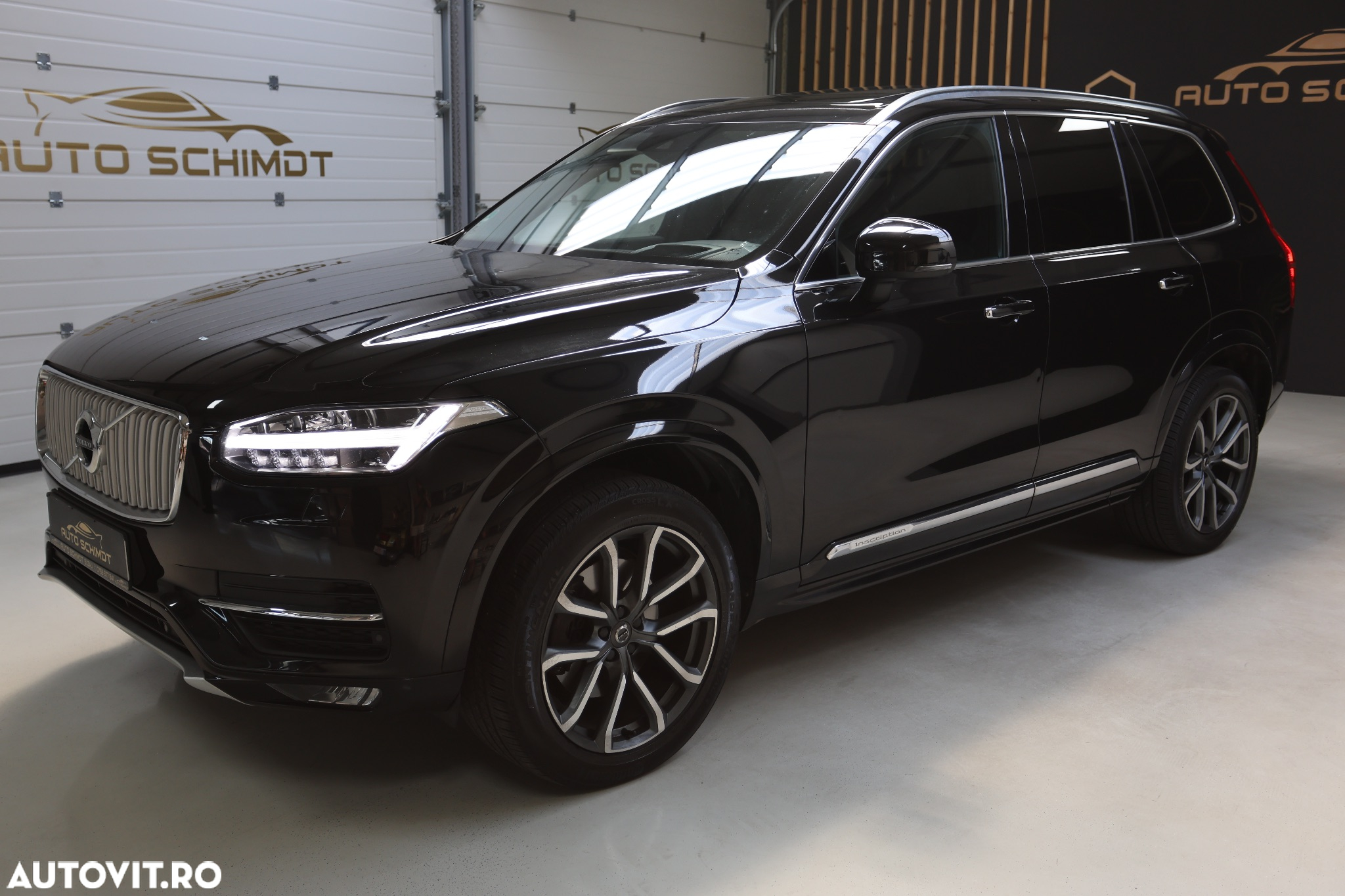 Volvo XC 90 D5 AWD Geartronic Inscription - 4