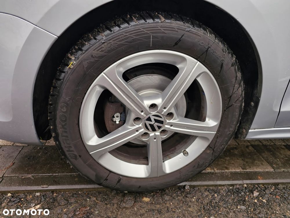 Volkswagen Jetta - 17