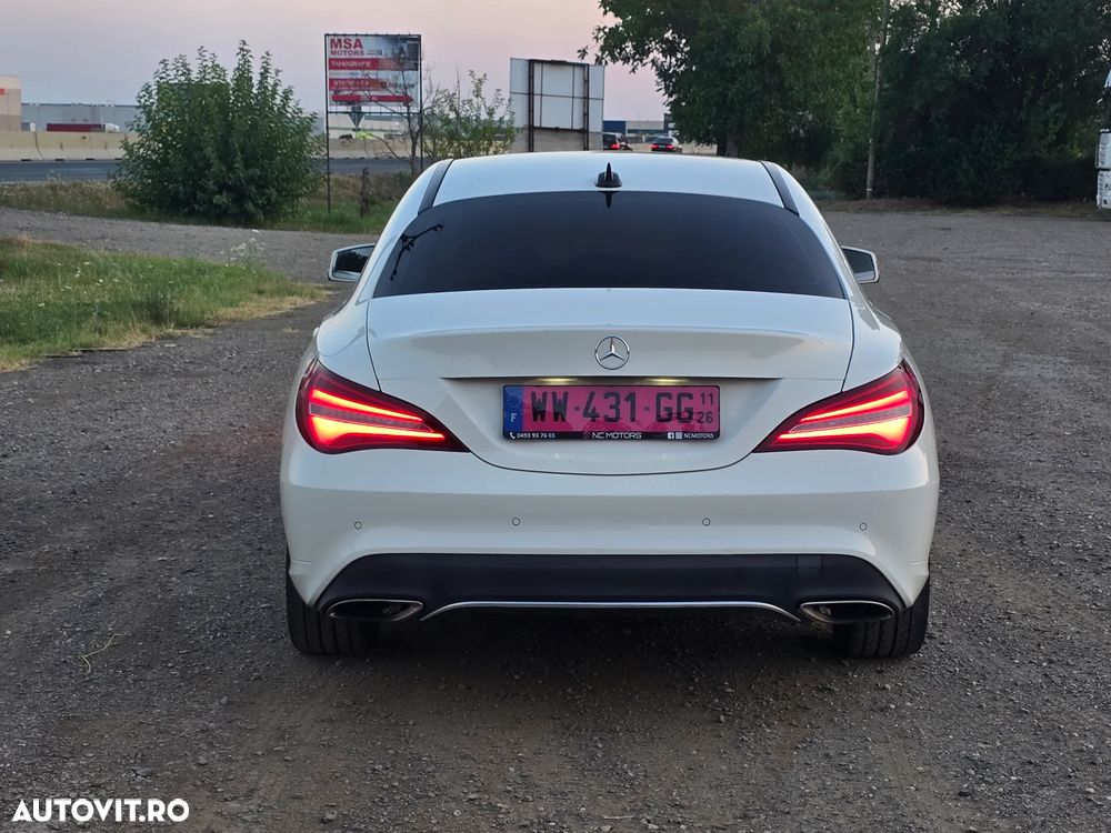Mercedes-Benz CLA 180 7G-DCT - 11