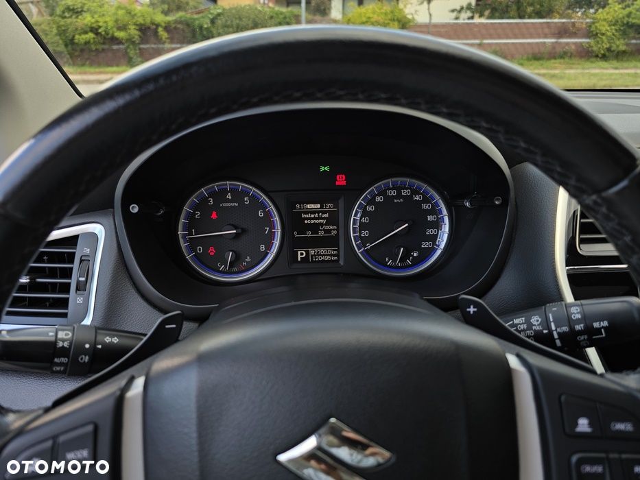 Suzuki SX4 S-Cross 1.4 T Premium 4WD - 27