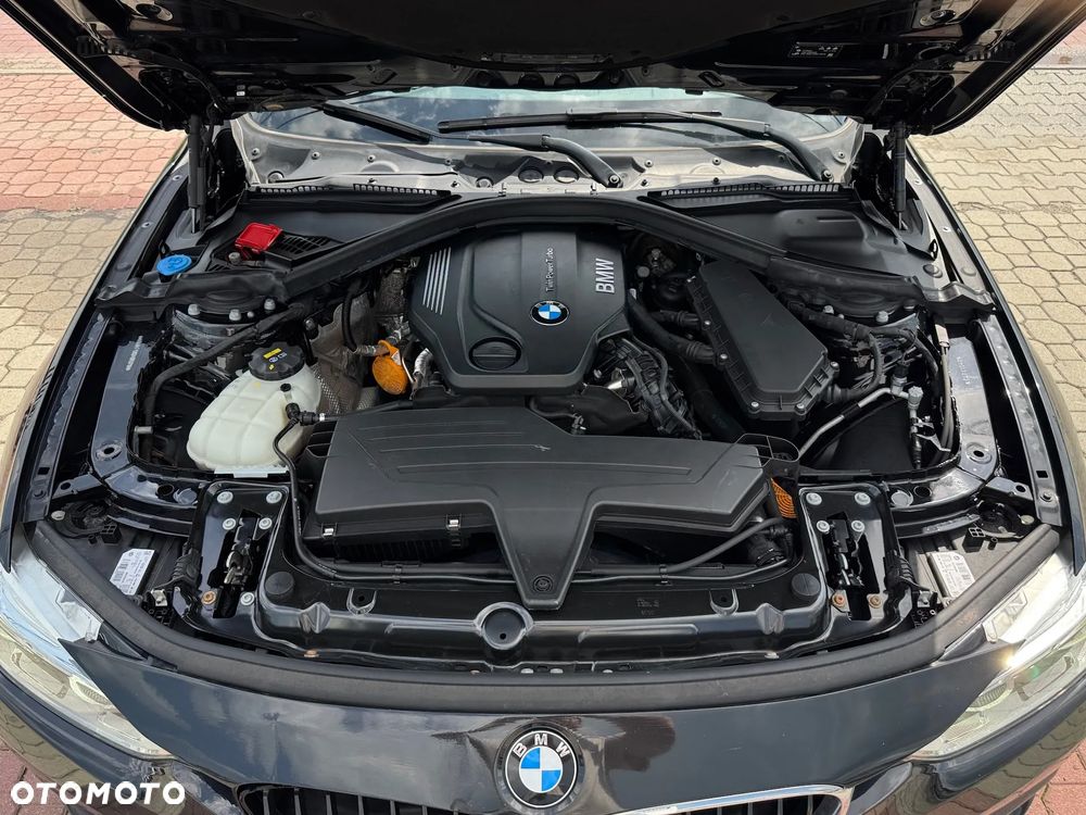 BMW Seria 3 318d - 12