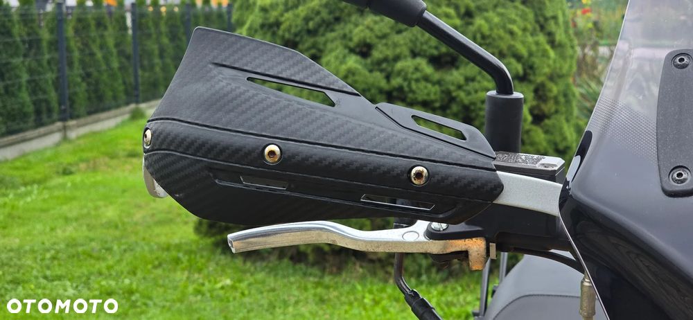 BMW G - 26
