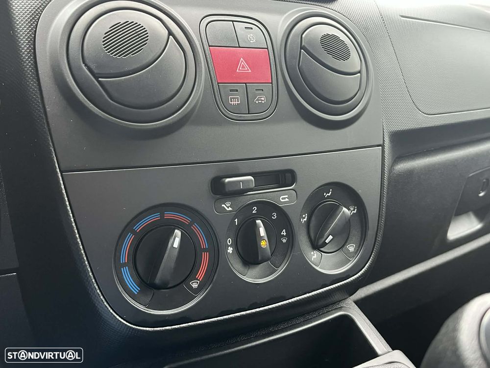 Fiat Fiorino 1.3 M-Jet SX - 23