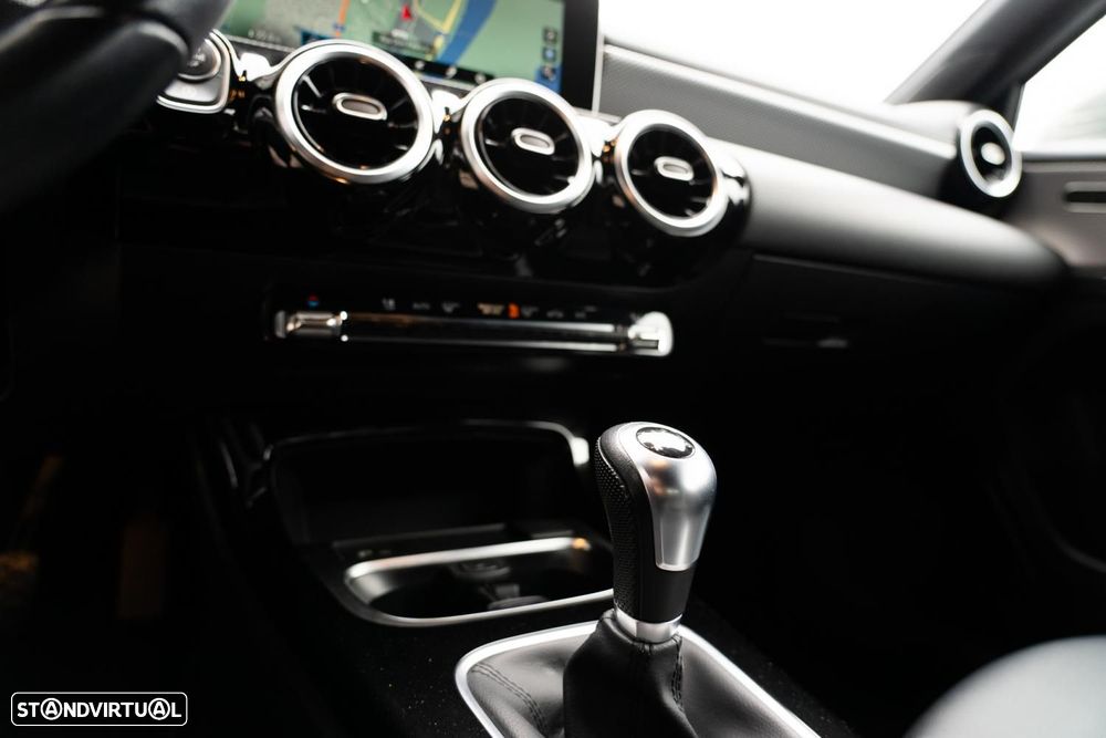 Mercedes-Benz A 180 Progressive - 15