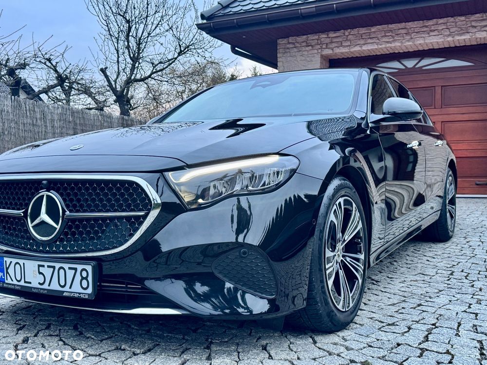 Mercedes-Benz Klasa E 220 d 4-Matic - 1