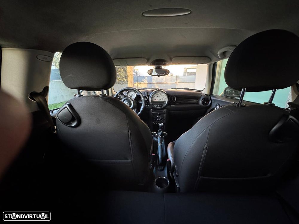 MINI 3 Portas Cooper SD - 9