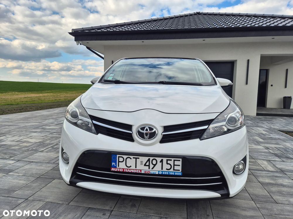 Toyota Verso 1.6 D-4D Premium - 9