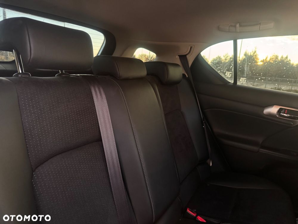 Lexus CT 200h Executive Line - 9