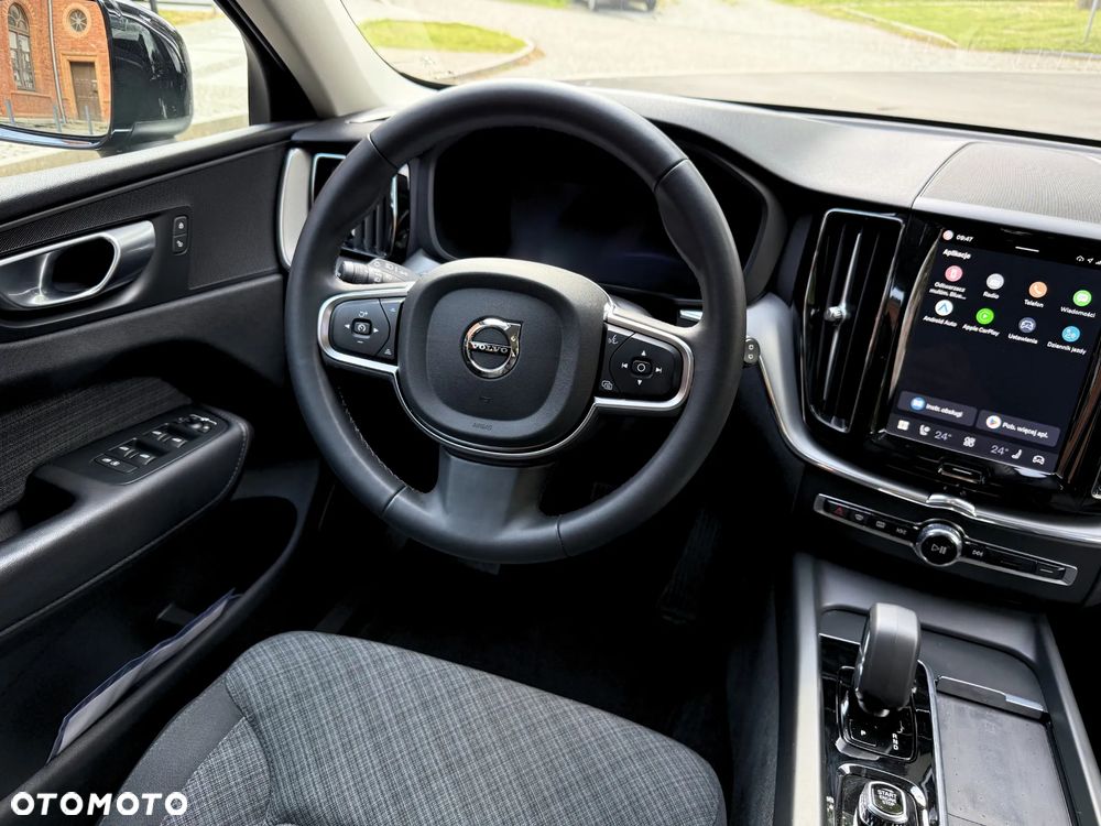 Volvo XC 60 B4 D Core - 9