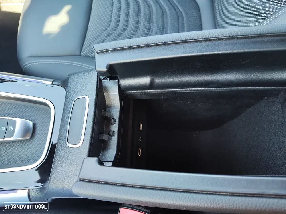 Mercedes-Benz EQA 250+ Progressive - 29