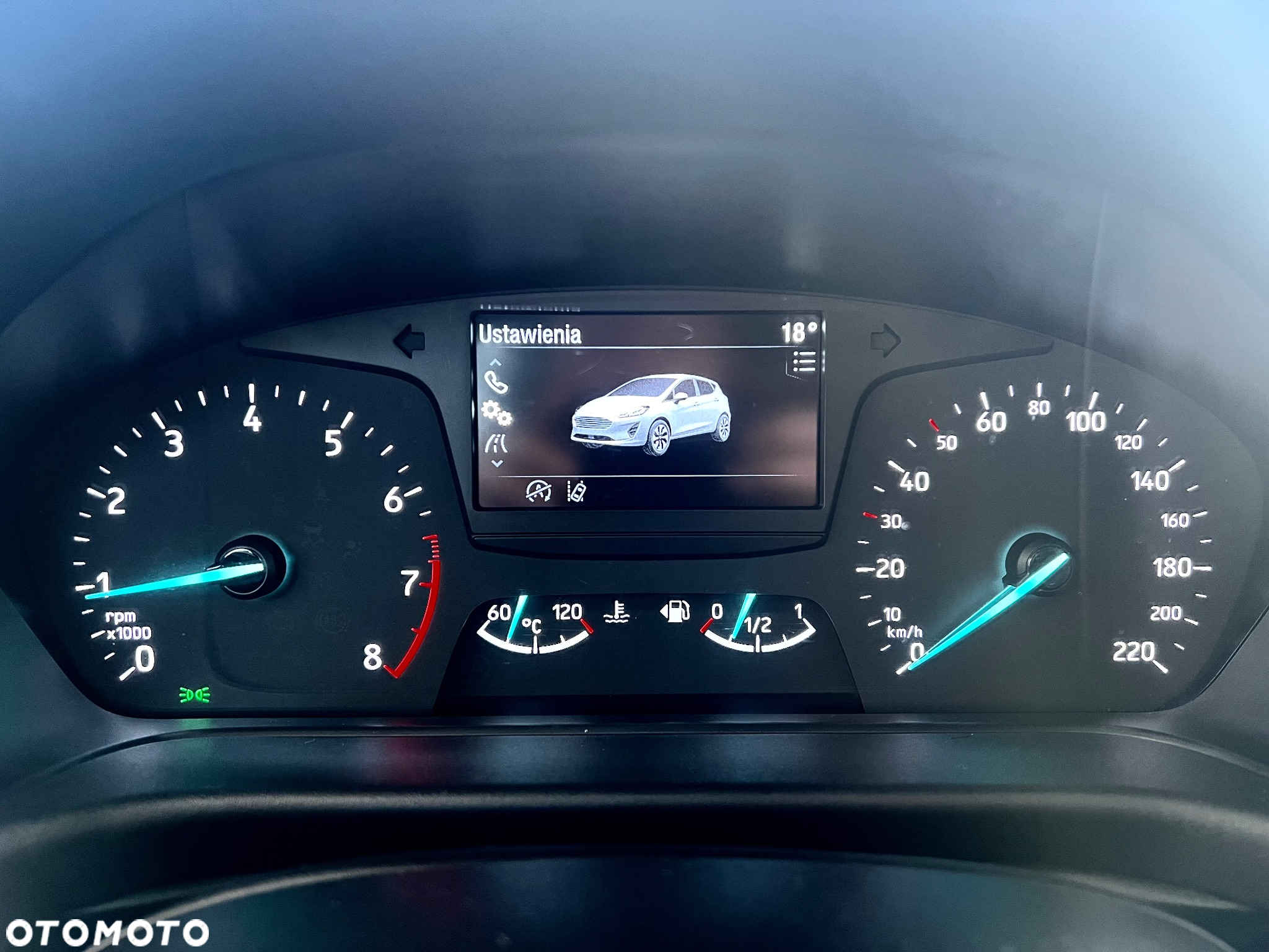 Ford Fiesta 1.0 EcoBoost S&S COOL&CONNECT - 23
