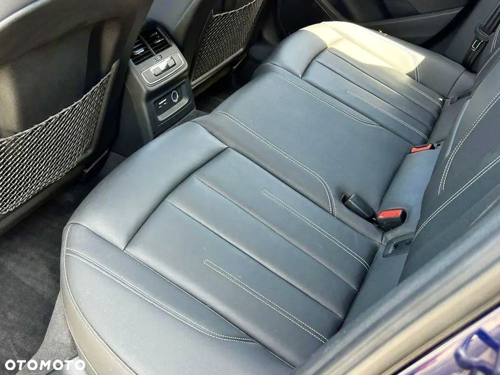 Audi A4 Limousine 45 TFSI quattro S tronic S line - 25