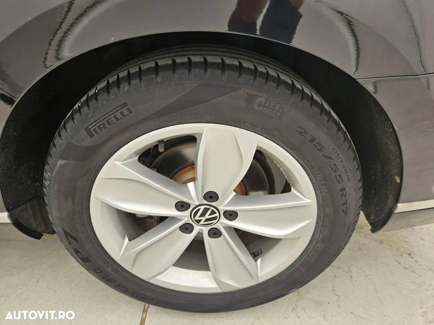 Volkswagen Passat 2.0 TDI DSG Highline - 12