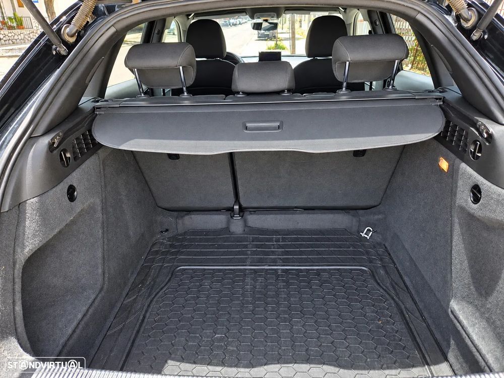 Audi Q3 2.0 TDI quattro S-line S tronic - 10