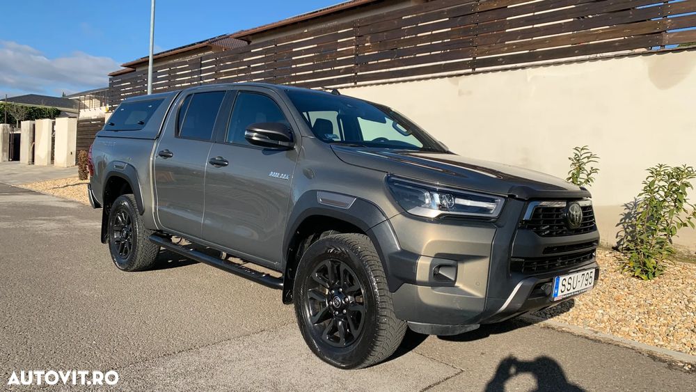 Toyota Hilux 2.8D 204CP 4x4 Double Cab AT Invincible Color Edition - 12
