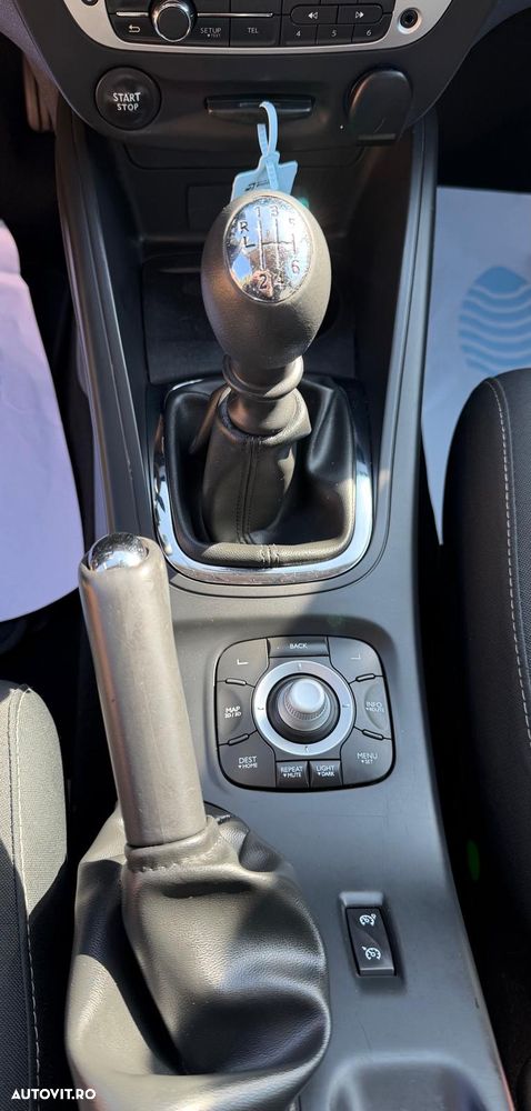 Renault Megane ENERGY dCi 110 Start & Stop Dynamique - 14