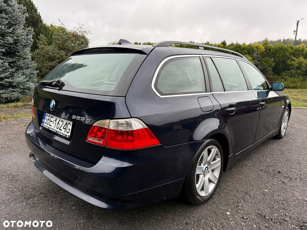 BMW Seria 5 525d - 9