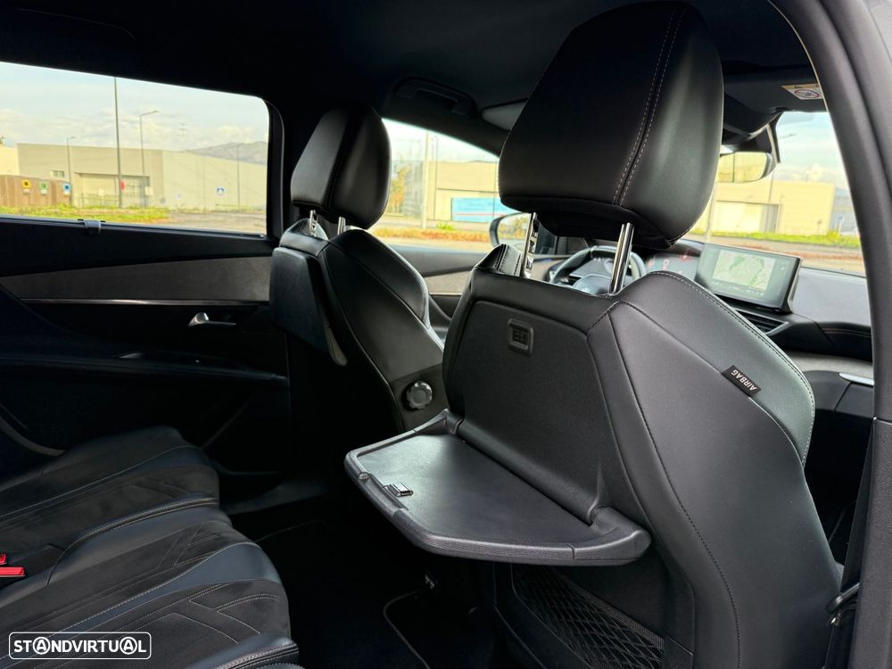 Peugeot 5008 1.5 BlueHDi GT EAT8 - 26