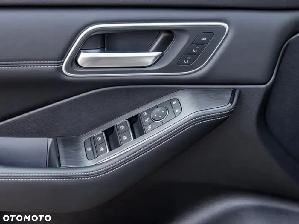 Nissan X-Trail - 12