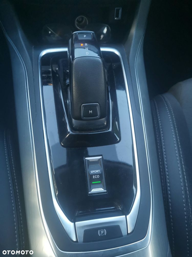 Peugeot 308 - 14