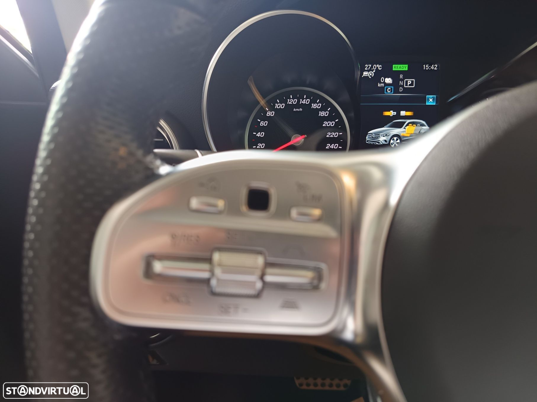 Mercedes-Benz GLC 300 de 4Matic - 16