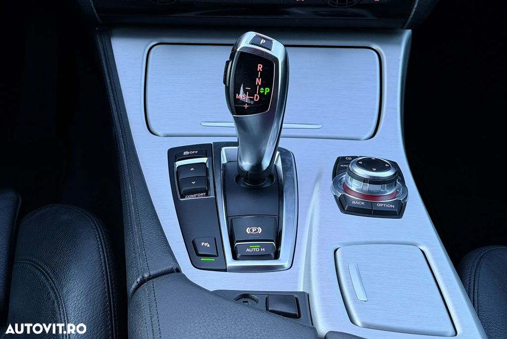 BMW Seria 5 520d Aut. - 22