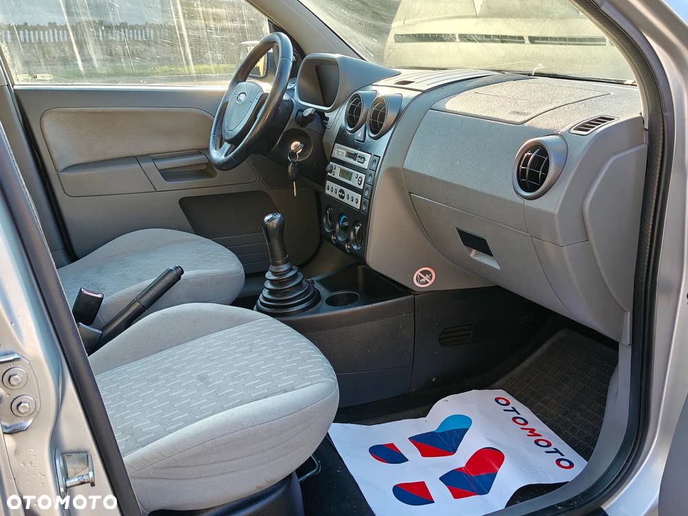 Ford Fusion 1.6 Ambiente - 7