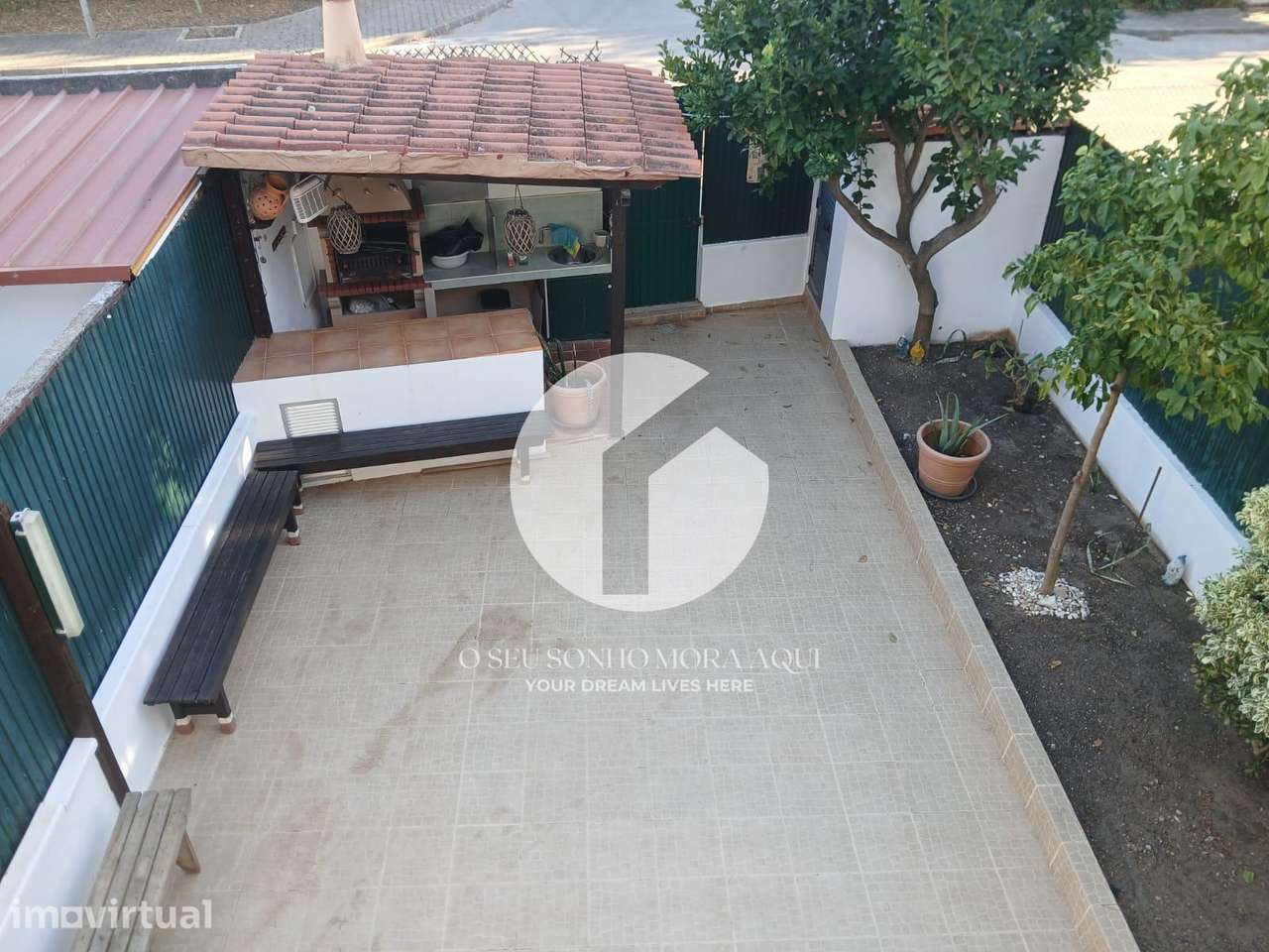 Moradia Geminada T3+1 nas Gambelas - Faro - Grande imagem: 4/23