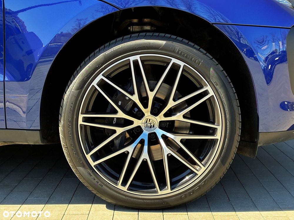 Porsche Macan - 40