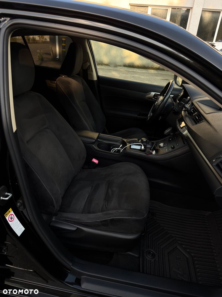 Lexus CT 200h Business - 9