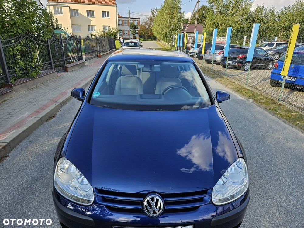 Volkswagen Golf - 3