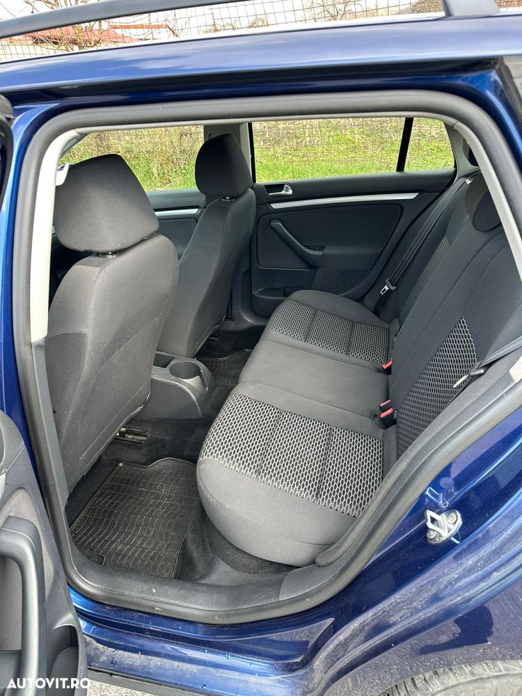 Volkswagen Golf 1.6 TDI DPF Team - 4