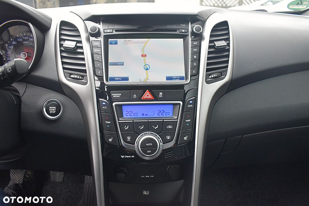 Hyundai i30 i30cw 1.6 CRDi Fifa World Cup Edition - 34