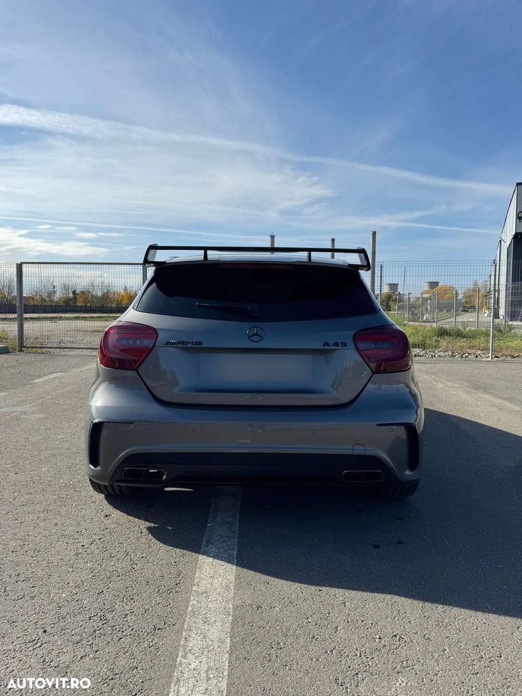 Mercedes-Benz A 45 AMG 4MATIC Aut. - 4