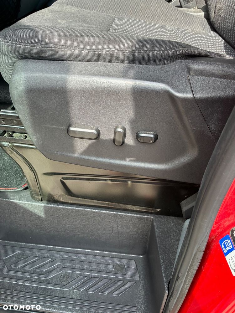 Ford Transit - 12