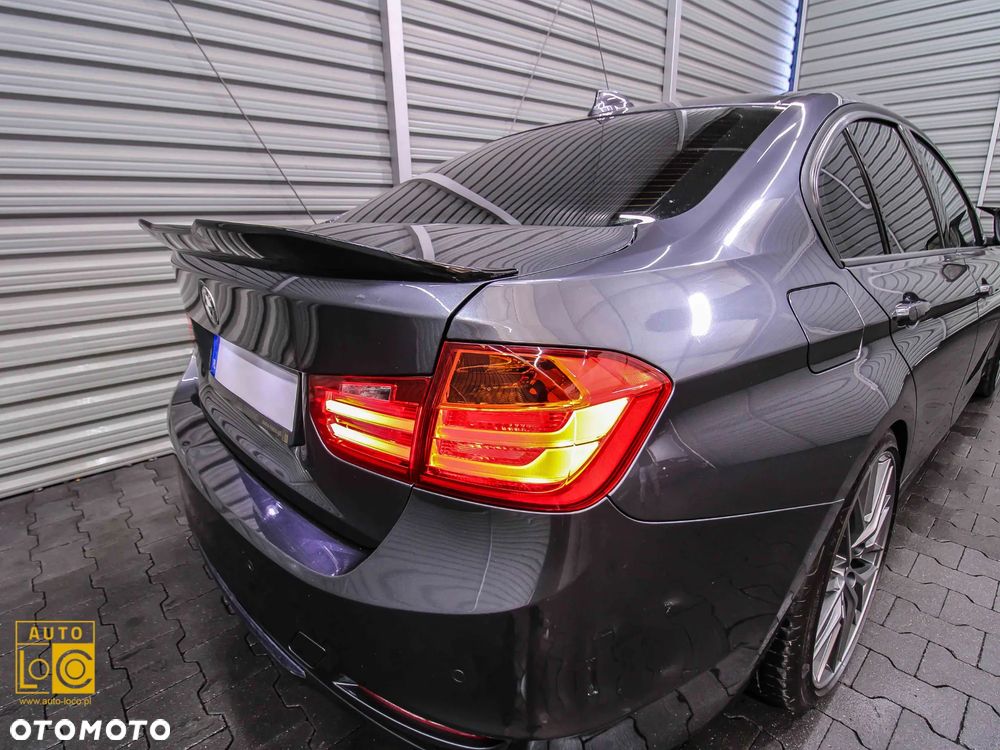 BMW Seria 3 320i M Sport - 32