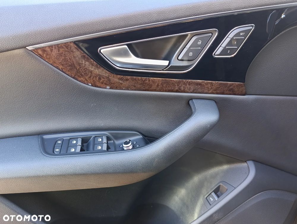 Audi Q7 - 13
