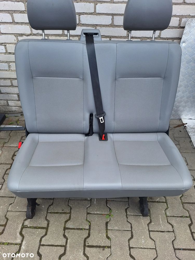 FOTEL KANAPA DWÓJKA 2 RZĄD SKŁADANY - VW TRANSPORTER T5 CARAVELLE - 1