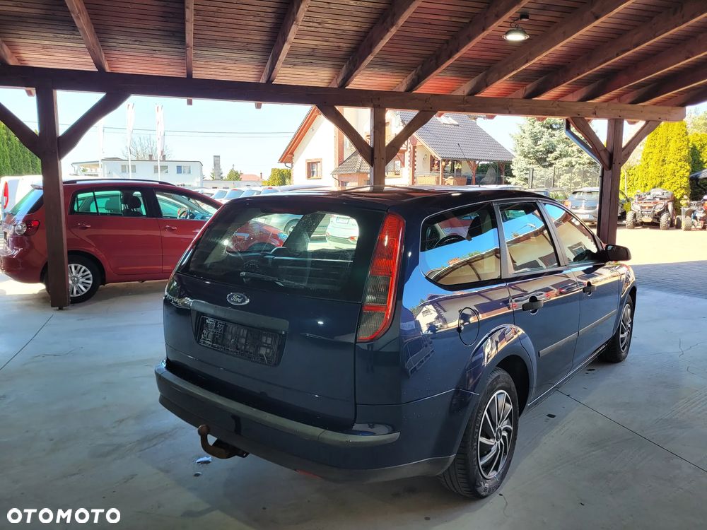 Ford Focus 1.8 Connection - 6