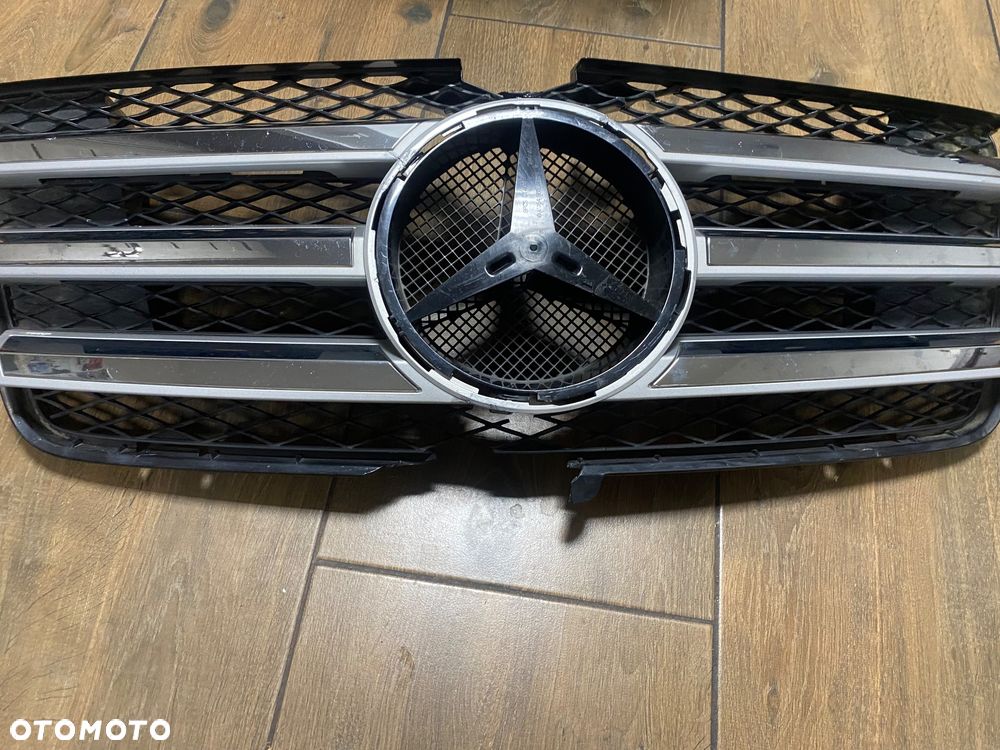 MERCEDES GL X164 AMG GRAND EDITION ATRAPA GRILL ORG - 3
