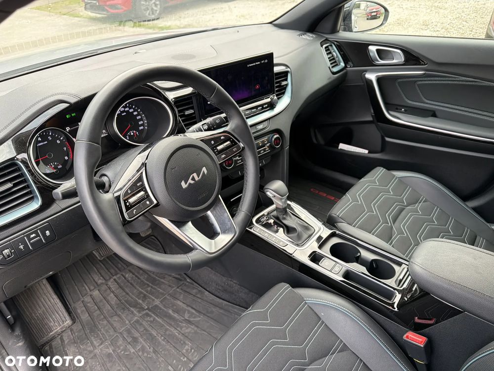 Kia XCeed 1.6 T-GDI Tribute DCT - 12